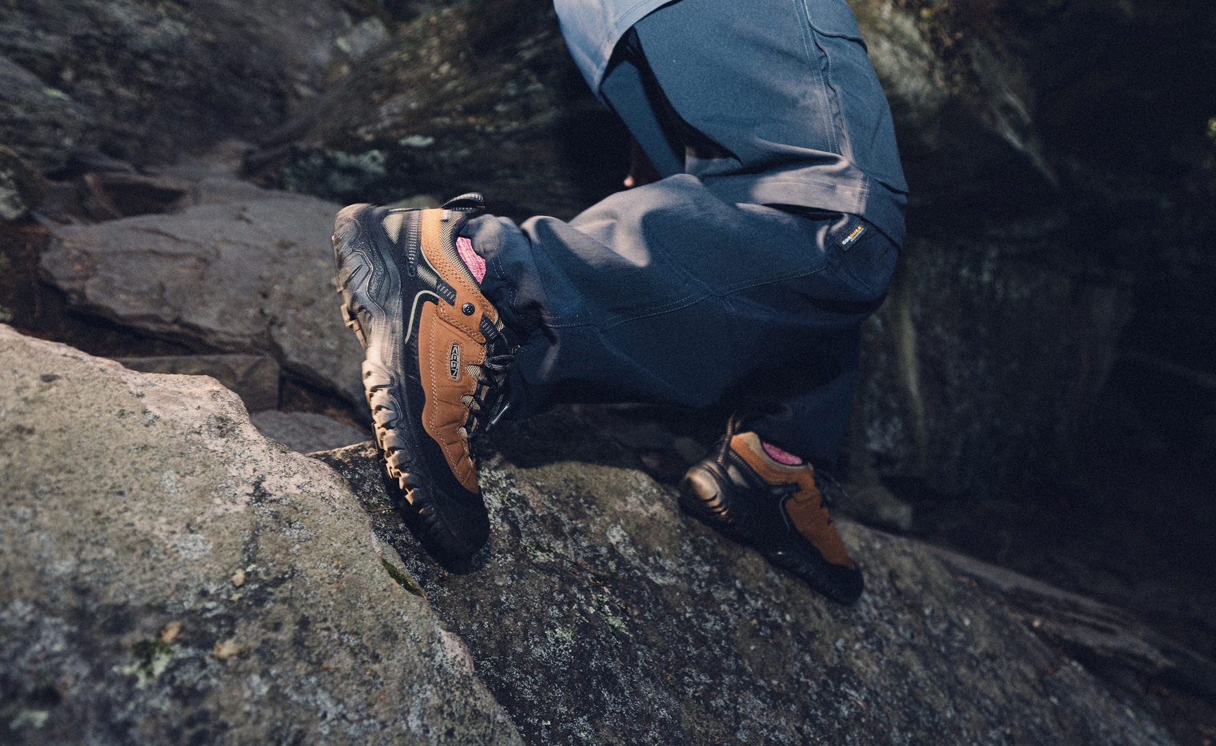 Men's Targhee IV Wide Waterproof Hiking Shoe Bison/Black / Keen