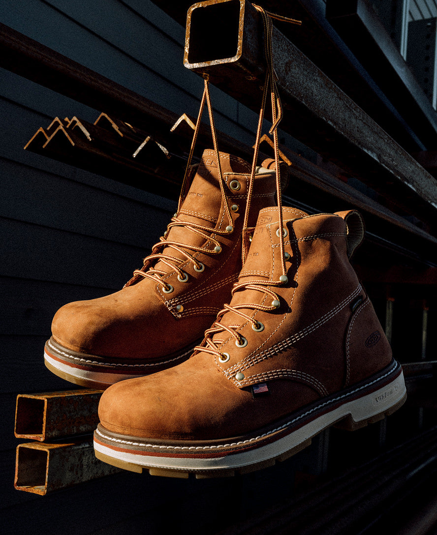 Men's Liberty 6" Waterproof 90° Heel Boot (Carbon Toe) Bombay Brown/Gum / Keen