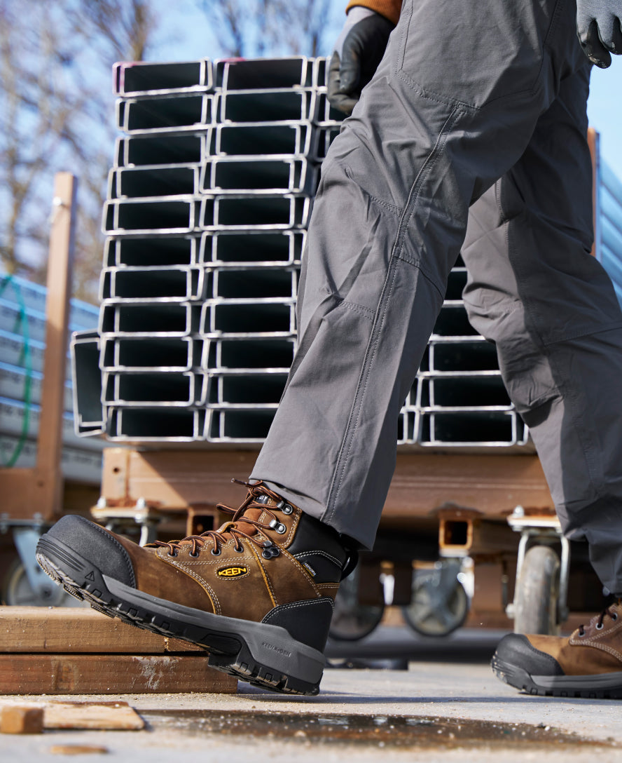 Men's CSA Evanston 6" Waterproof Boot (Carbon Toe) Bison/Black / Keen