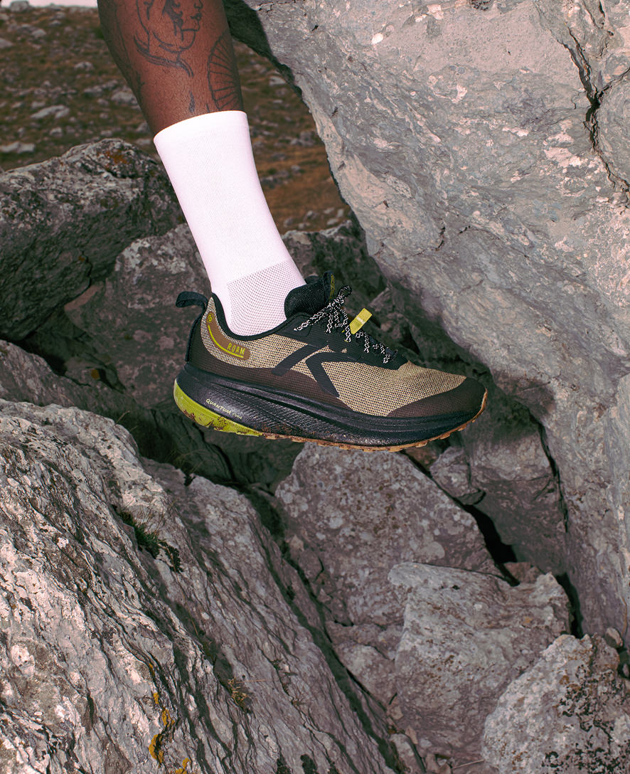 Men's Roam Trail Running Shoe Black/Magnet / Keen