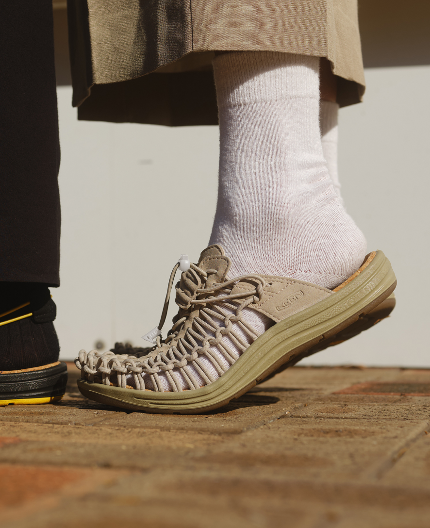 All Gender UNEEK II Convertible Pale Lilac/Plaza Taupe / Keen