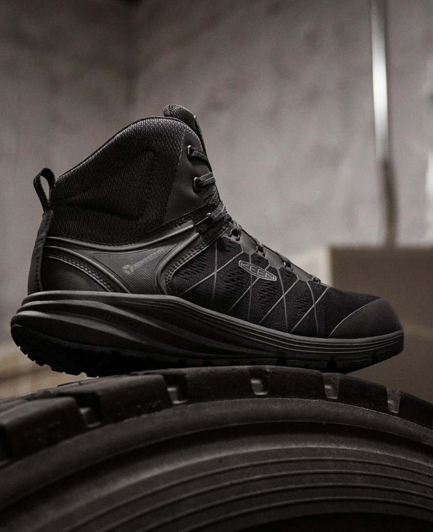 Women's Vista Energy Mid INT MET (Carbon Toe) Black/Raven / Keen