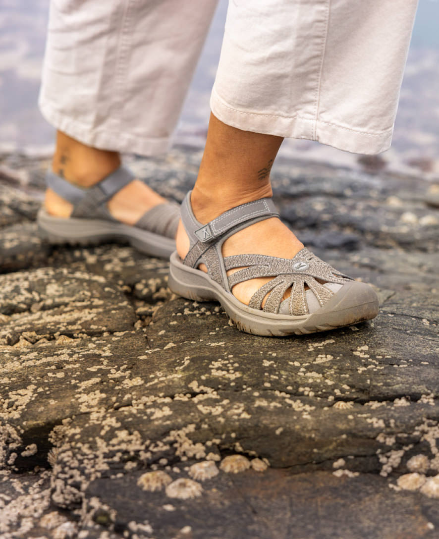 Women's Rose Sandal Brindle/Shitake / Keen