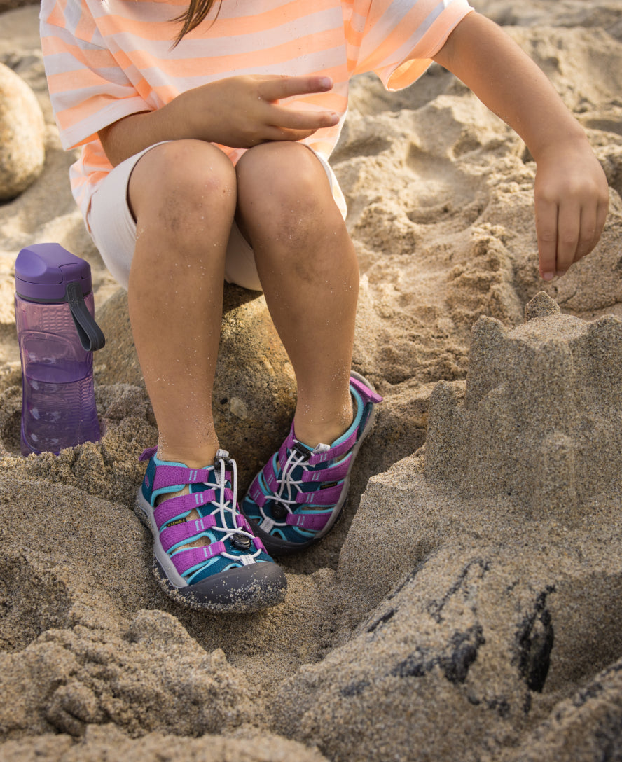 Little Kids' Newport Boundless Sandal Black/Precious Blue / Keen